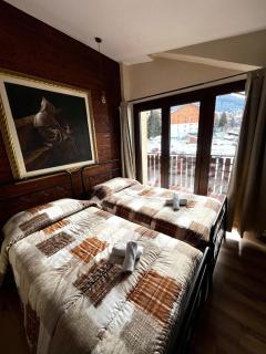 Hotel Genevris Cinq - 5