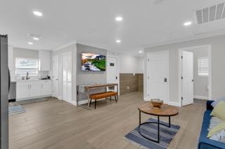 roomstr Montana Suite 1 Bedroom in South Tampa with Private Full Bathroom & FREE COFFEE - 3