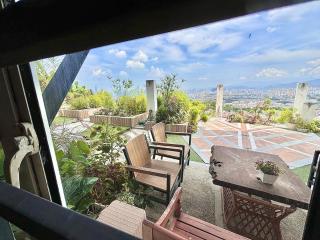 KL Ampang Flora Eco Luxury Hilltop Villa - 4