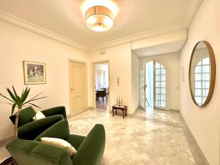 Safran II Appartement très central avec Terrasse à la Marsa - 8