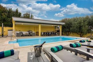 Luxury Villa for 14 People near Poreč - 0