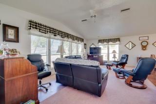 Lady Lake House with Lanai and Community Pool! - 7