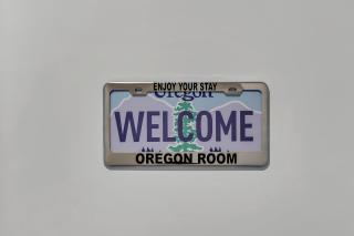 roomstr Oregon Room 1 Bedroom in South Tampa with Shared Full Bathroom & FREE COFFEE - 0