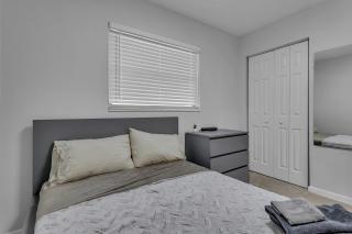 roomstr Oregon Room 1 Bedroom in South Tampa with Shared Full Bathroom & FREE COFFEE - 4