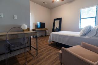 Luxury Apartment Home - 1