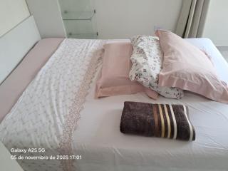 Apartamento Moderno no Coração de Curitiba com Conforto e Praticidade - 4