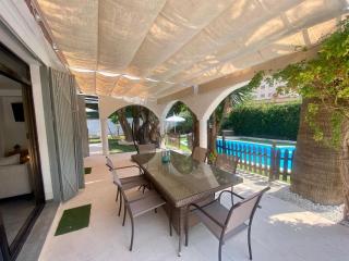 Hogar de vacaciones Piscina Jardin encantador BBQ - 8