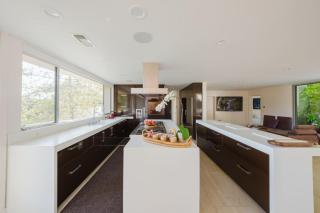 Beverly Hills Ultra Luxury Villa with Pool and Theatre - 8