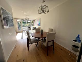 Lux Armadale Stay. Parking and walk to Train, Shops - 1