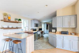 Tenmile Lakeview Hideaway - 5