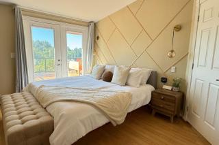 Tenmile Lakeview Hideaway - 3