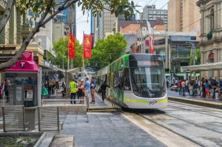 Epic City Apartment - Super King Bed & Free Parking! - 5