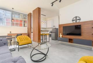 Curl 2-Bedroom Apartment in Gemmayzeh - 0