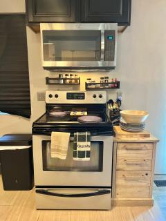 Modern Glass City Home - 7