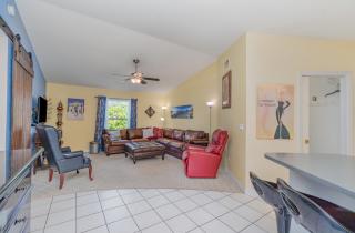 Paradise Getaway Villa - 3