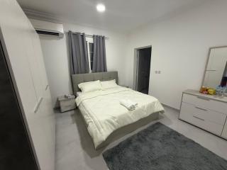 Chill master bedroom - 8