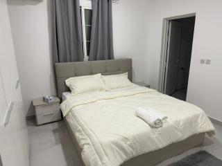 Chill master bedroom - Abu Dhabi - 1