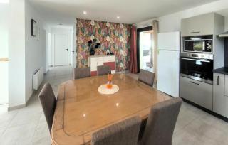 2 Bedroom Amazing Home In Talmont Saint Hilaire - 6