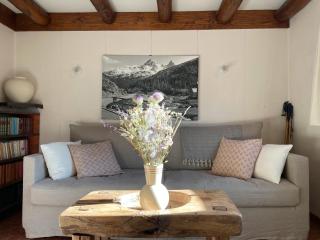 South-facing Chalet With Views - 7