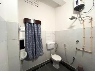 Varna's Cosy Stay - Guwahati - 1