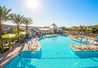 4 Bed Large House in San Diego Amazing Amenities - 9