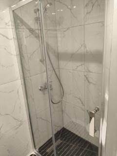 1BR Apt close to Paphos Harbour,Sea,& Beach - 1