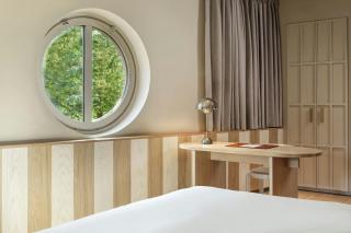 Hagastrand, Autograph Collection - 2