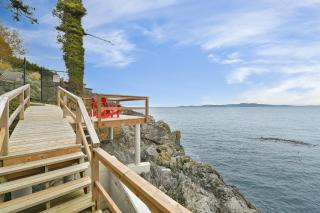 Oceanfront Oasis - 5