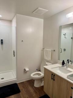 2bd 2bth Highrise in the heart of Roosevelt District! - 8