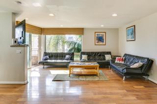 Walk to Mission Beach! Gem with Bay and City Views - 6