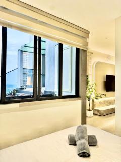 Jacuzzi with Starry Sky Bedroom-7pax - 9