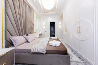 7 Star Apartments - 5