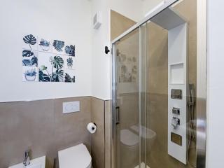 Motor Valley Boutique Apartment - 3 Suites - 2