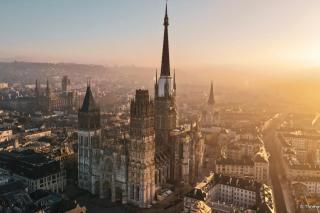 Studio rénové balnéo et balcon centre - 1