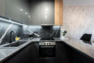 N place free parking - 4