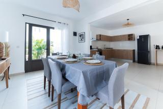 New and cozy villa - Beach & shops within walking distance - 4