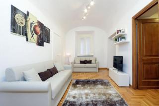 Charming Colosseum - My Extra Home - 3