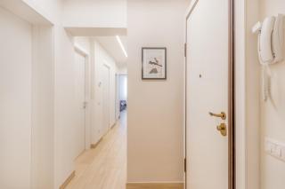 Mutina LuxLife Home close to Center - Free Parking - 8