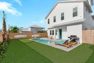 Gated Community-Private Pool! Golf Cart! Sleeps 20 - 1