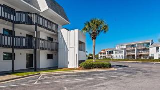 Beachside Condo 5 - 1