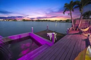 Serene Lakefront Getaway Fishing & Kayaks - 5