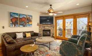 Majestic Modern Escape - 7