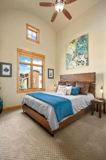 Majestic Modern Escape - 1