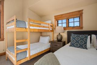 Majestic Park Overlook - 2