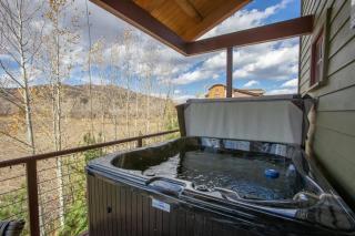 Majestic Modern Escape - 7