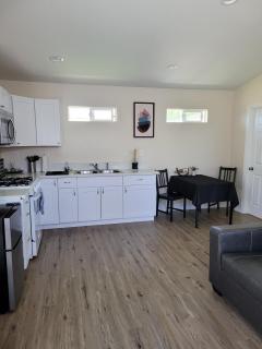 Comfy, independent 1 bedroom guest suite in Orcutt - 4