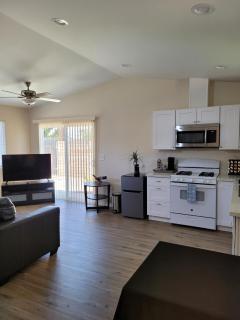 Comfy, independent 1 bedroom guest suite in Orcutt - 1