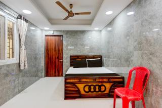 Collection O Karumariamman Temple Thiruverkadu Formerly Sridevi Residency - 4