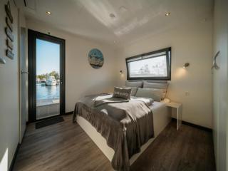 Havel River Houseboat - 9