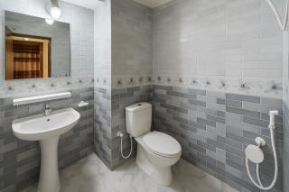 Hotel Capital Inn - 2